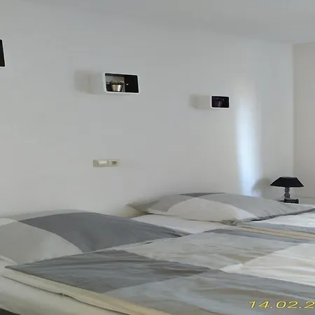 Fewo Reutlingen Metzstraße Zimmer foto